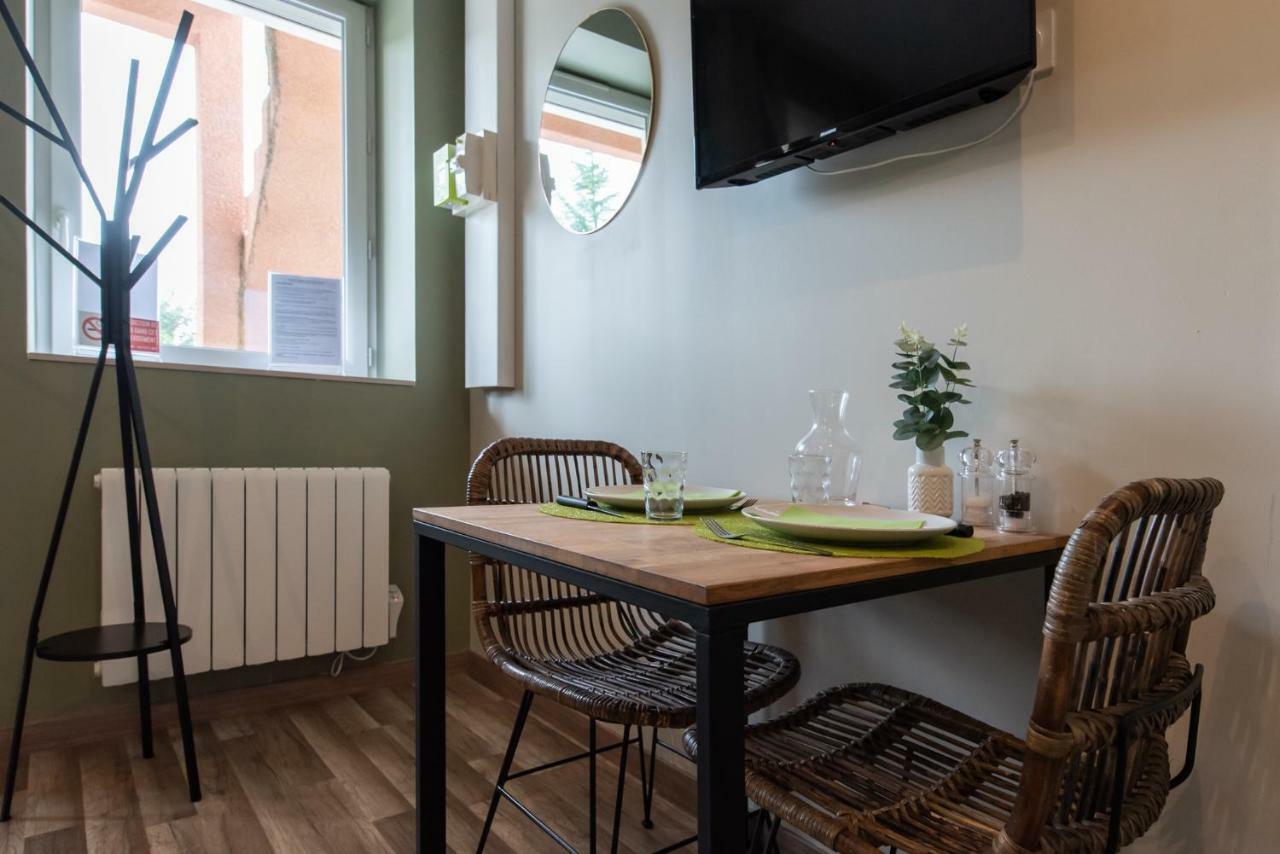 Legend- Parking privé- Terrasse privée- Wifi - Convert Bourg-en-Bresse Exterior foto